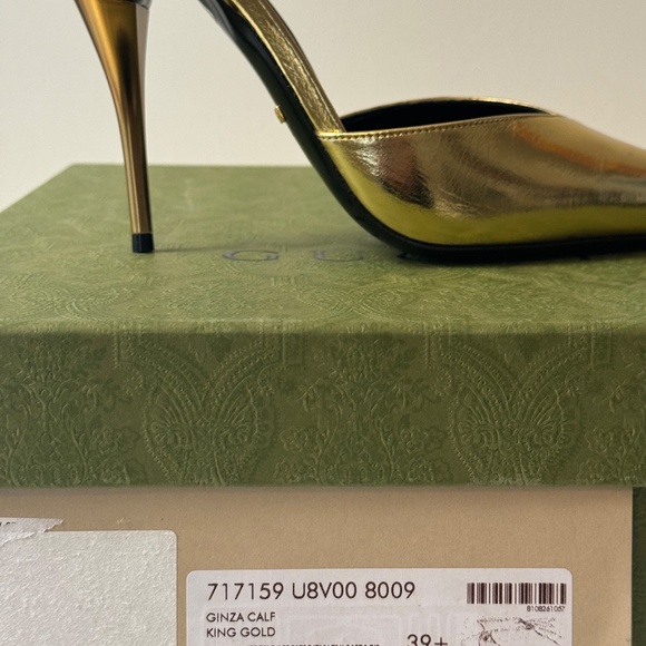 size 39.5G - Gucci Priscilla Ankle Strap Patent Leather Pumps Gold